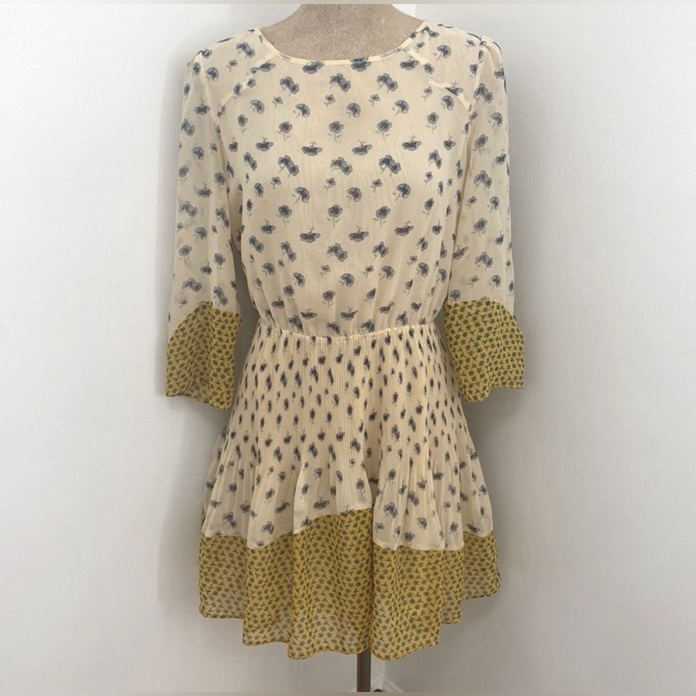 TOPSHOP Floral Chiffon Pleated Dress